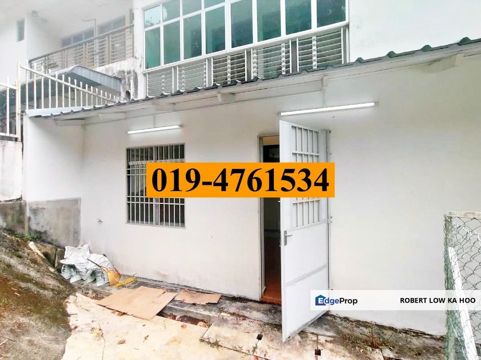 3 Storey Terrace at CASA LAGENDA MUTIARA, Tanjung Bungah ( For Sale ), Penang, Tanjung Bungah