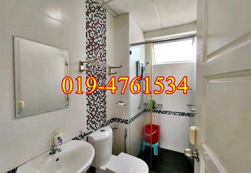 Coastal Tower, Ratu Mutiara