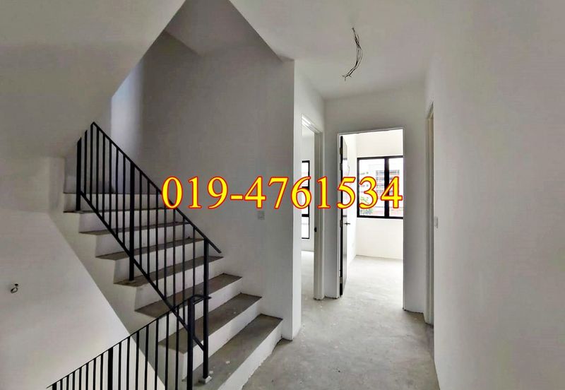 8 Babington Residence