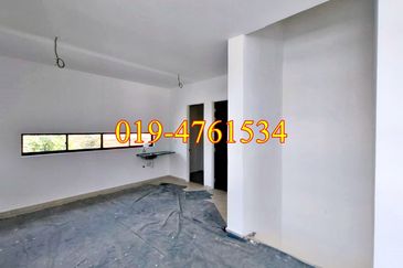 8 Babington Residence