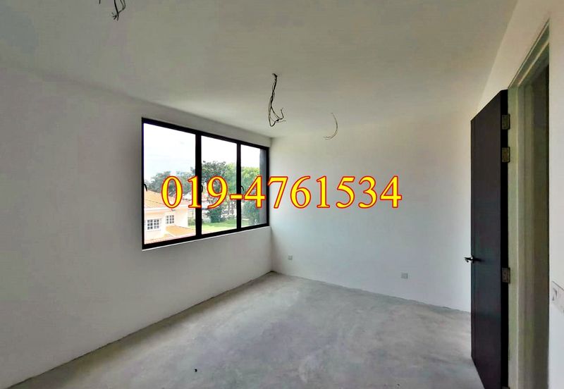 8 Babington Residence