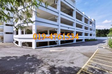 The Retreat Condominiums