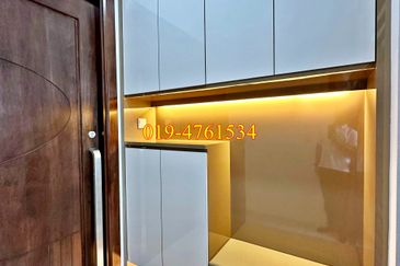 Queens Residences @ Queens Waterfront