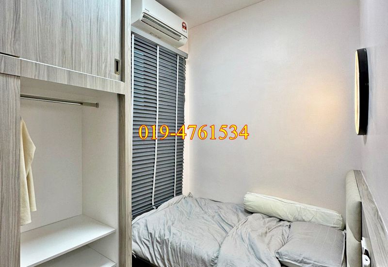 Queens Residences @ Queens Waterfront