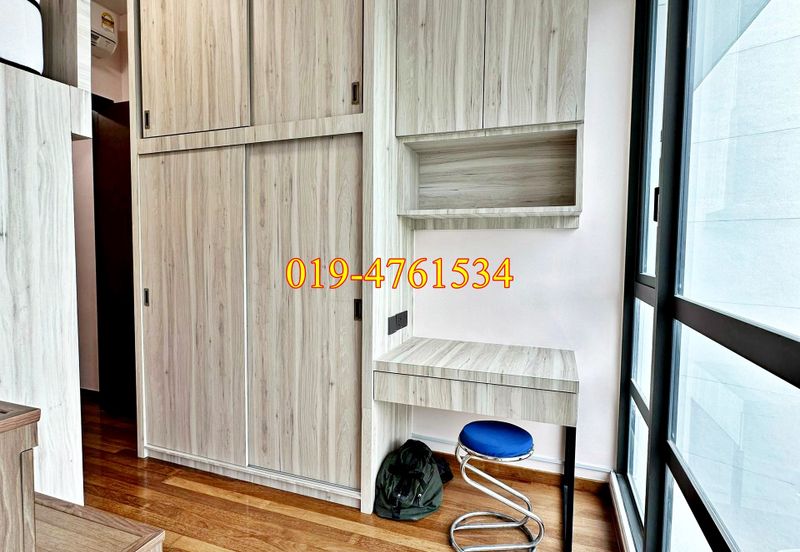 Queens Residences @ Queens Waterfront