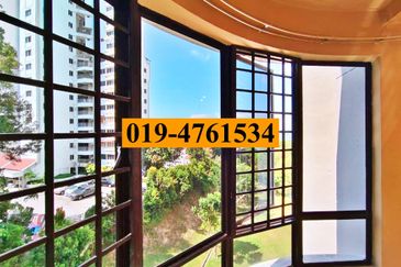 Twin Towers, Ratu Mutiara