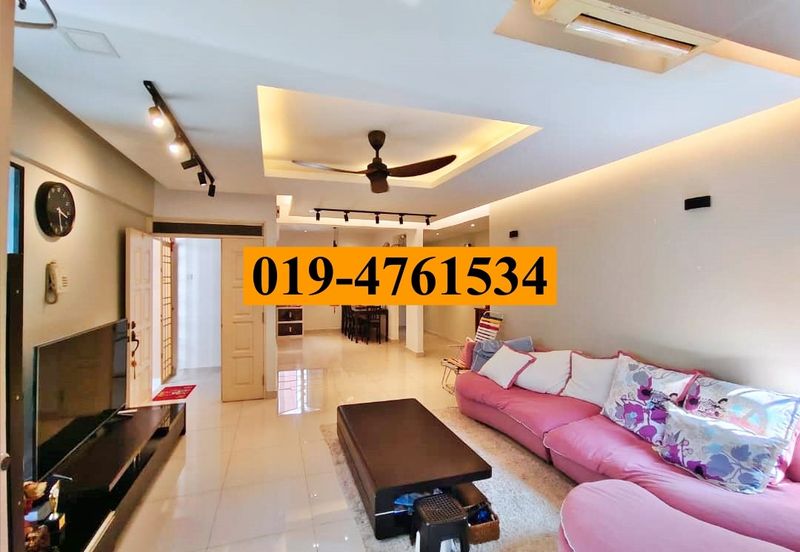 Twin Towers, Ratu Mutiara