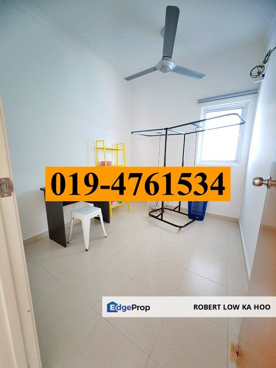 Corner Unit with 1 Carpark : I-SANTORINI Condominium in Tanjung Tokong ( For Rent ), Penang, Tanjung Tokong
