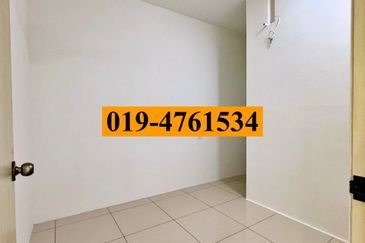 Arasia Perdana (The Clovers)