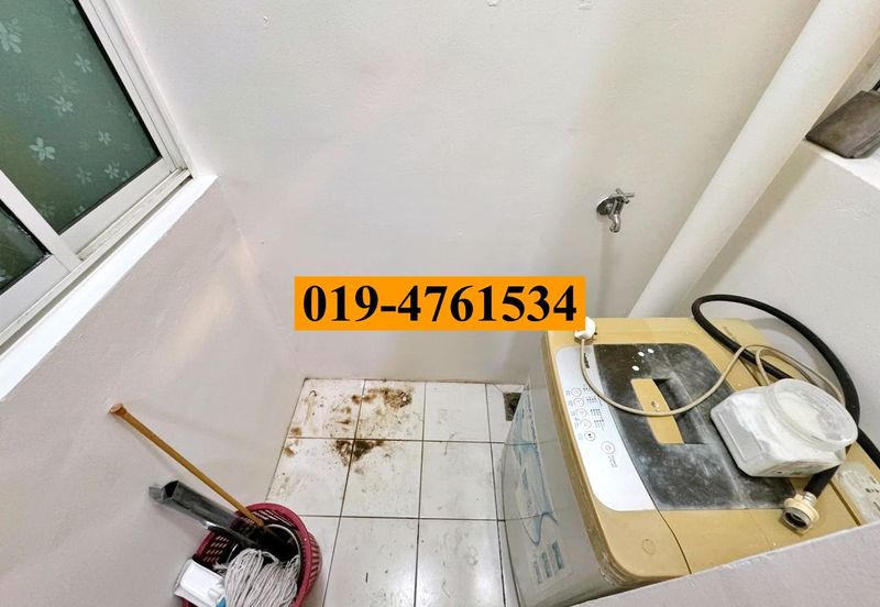 Arasia Perdana (The Clovers)