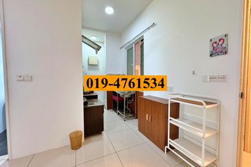 Arasia Perdana (The Clovers)