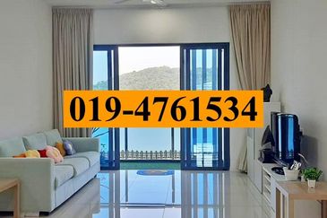 Queens Residences @ Queens Waterfront