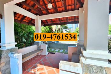 D'Zone Condominium @ Teluk Kumbar