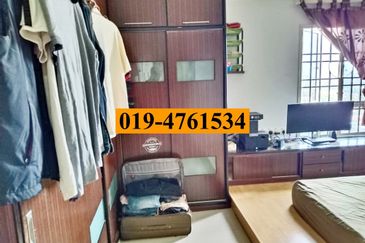 Greenlane Park Condominium