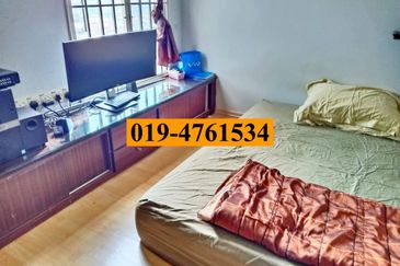 Greenlane Park Condominium