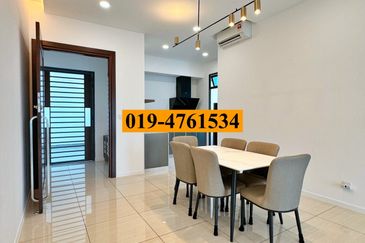 Queens Residences @ Queens Waterfront