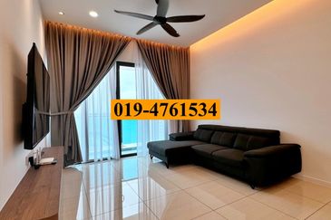 Queens Residences @ Queens Waterfront