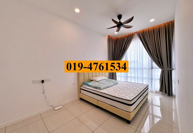 Queens Residences @ Queens Waterfront