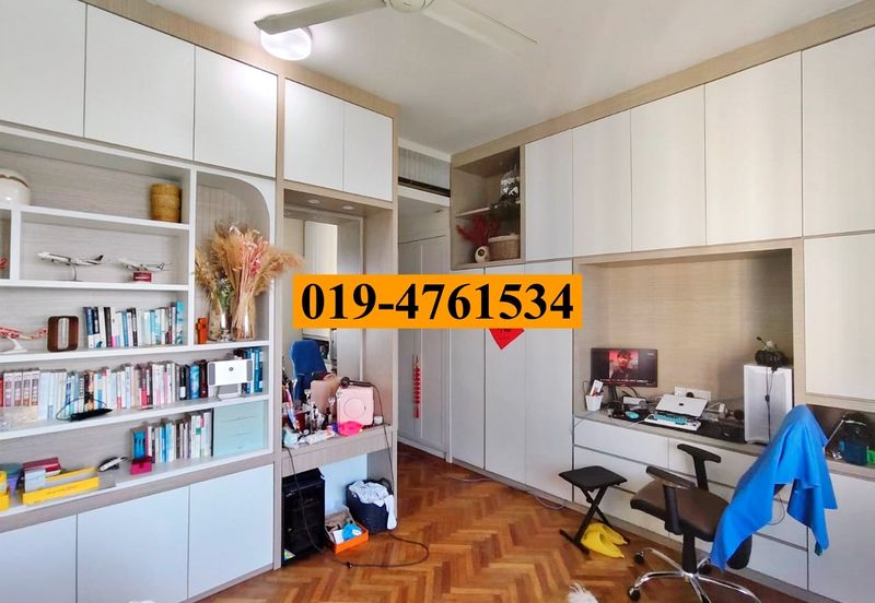 Quayside Seafront Resort Condominium