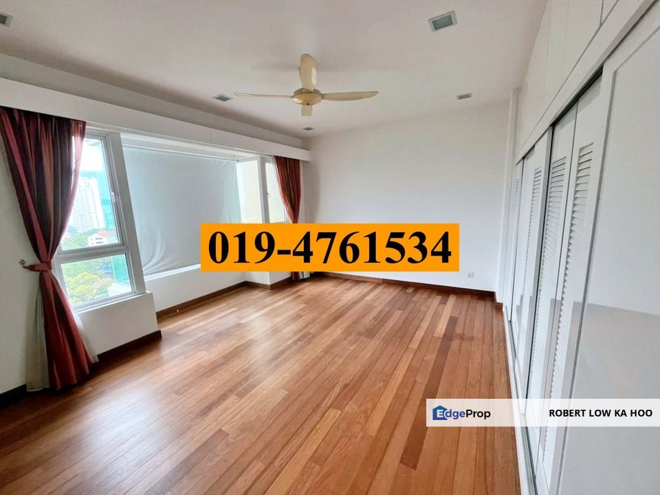 High Floor : PLATINO Condominium in Gelugor ( For Sale ), Penang, Gelugor