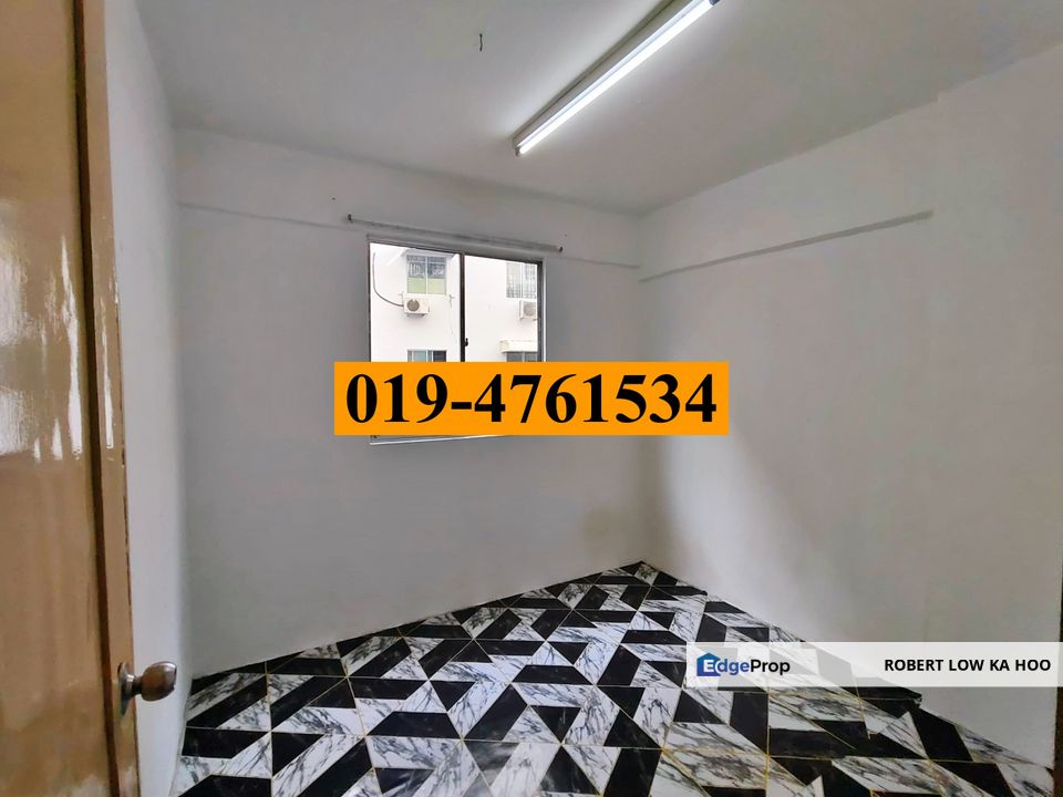 Unfurnished : KRYSTAL HEIGHTS Flat in Greenlane ( For Rent ), Penang, Greenlane