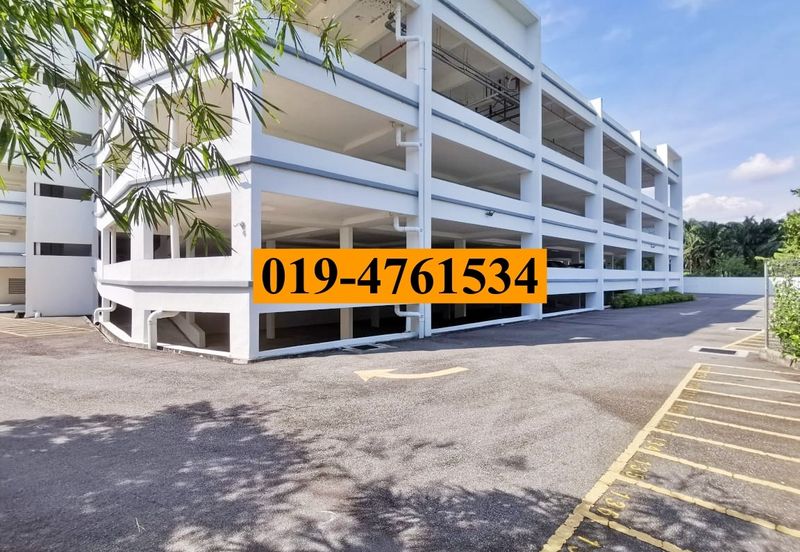 The Retreat Condominiums