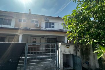 Jalan SP 8 @ Bandar Saujana Putra