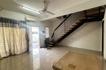 Jalan SP 8 @ Bandar Saujana Putra