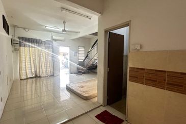 Jalan SP 8 @ Bandar Saujana Putra