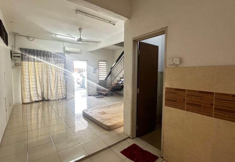 Jalan SP 8 @ Bandar Saujana Putra