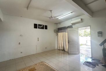 Jalan SP 8 @ Bandar Saujana Putra