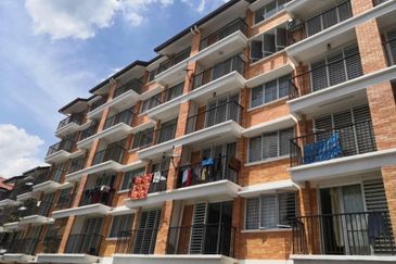 Villa Court @ Goodview Height