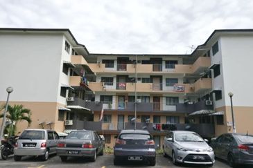 Seksyen 4 Wangsa Maju Flat Block B