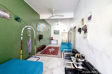 Persiaran Puncak Alam 1 