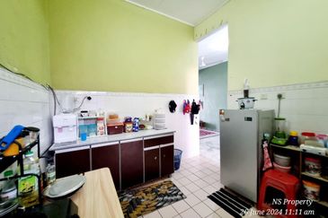 Persiaran Puncak Alam 1 