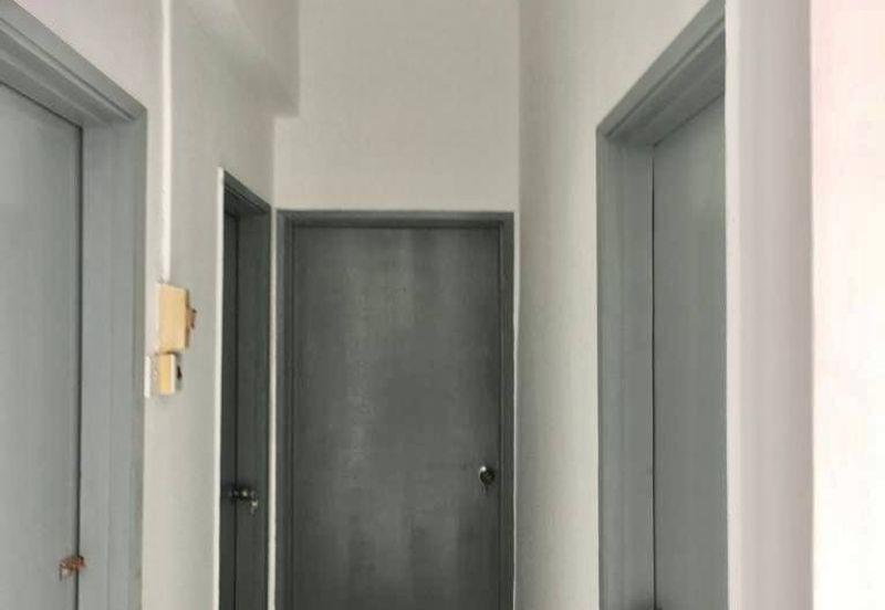 Tasik Heights Apartment