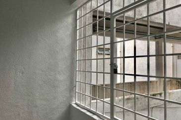 Tasik Heights Apartment