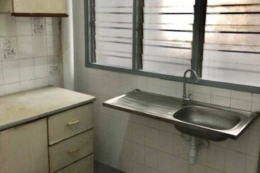 Tasik Heights Apartment