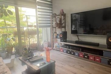 Midfields Condominium