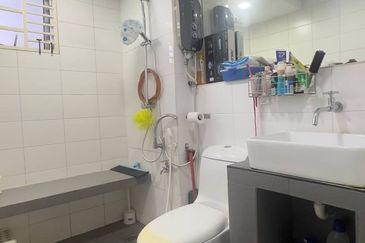 Midfields Condominium