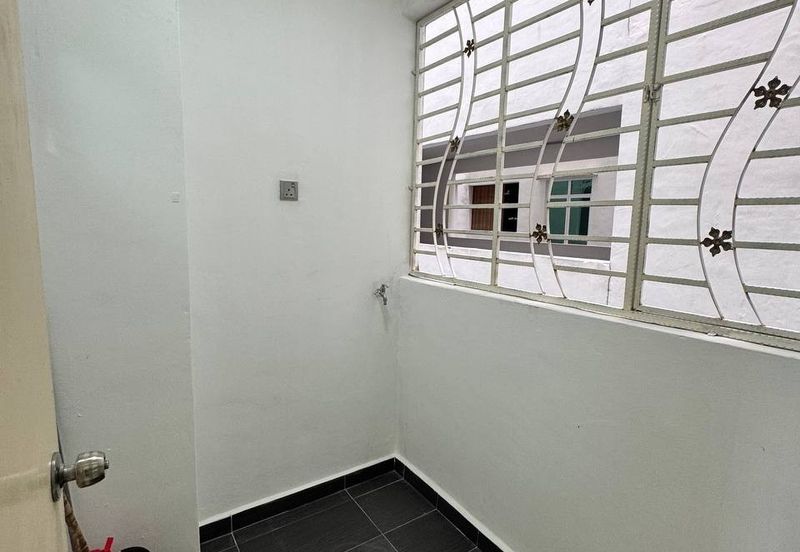 Ehsan Residence Condominium