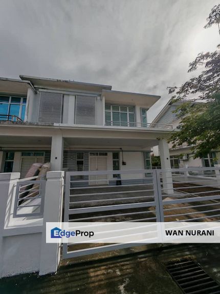 Newly Painted Double Storey Semi-D Cluster, SP 10 Bandar Saujana Putra For Sale, Selangor, Jenjarom