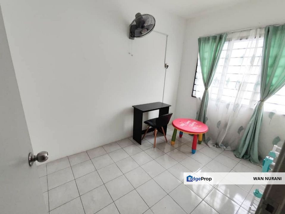 MURAH Double Storey Taman Saujana Aman Sungai Buloh FOR SALE, Selangor, Sungai Buloh