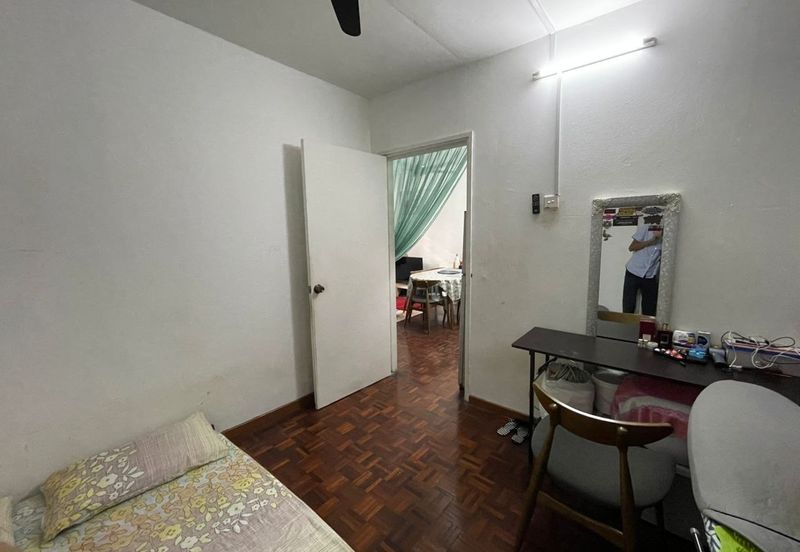 Flat PKNS AU3 (Blok 1 - 6)