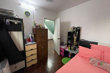 Flat PKNS AU3 (Blok 1 - 6)