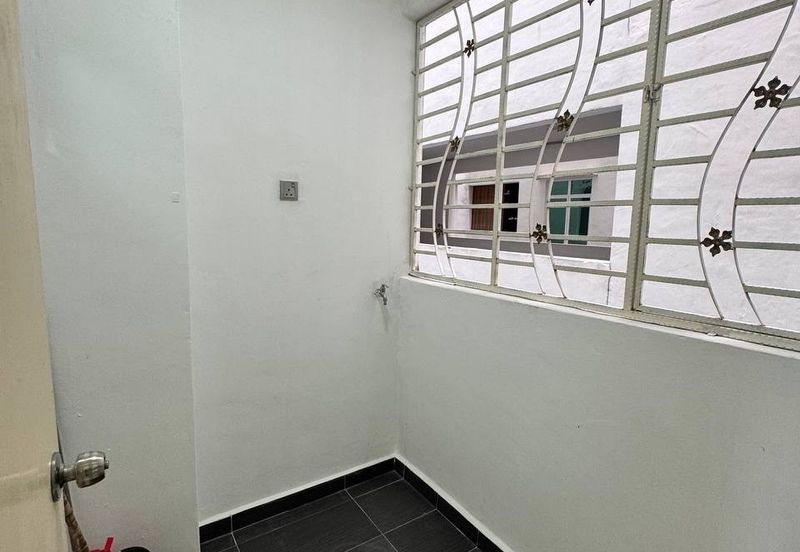 Ehsan Residence Condominium