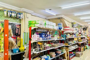 Dataran Otomobil, Seksyen 15