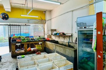 Dataran Otomobil, Seksyen 15