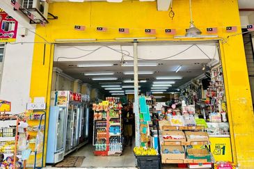 Dataran Otomobil, Seksyen 15