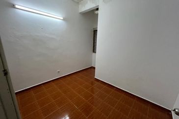 Putri Apartment